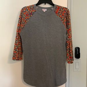 LulaRoe Randy 3/4 sleeve tee
